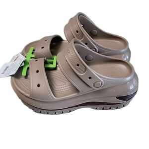 NWT! Crocs Unisex Mega Crush Sandal Comfort Platform Light Brown Latte M5 W7